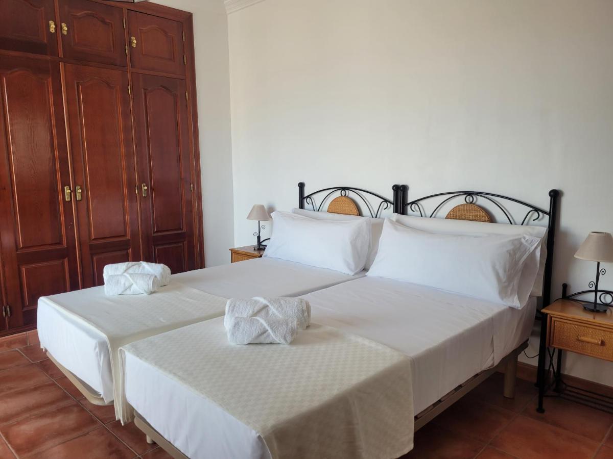 Silhouse Nerja Villas Beach Exterior foto