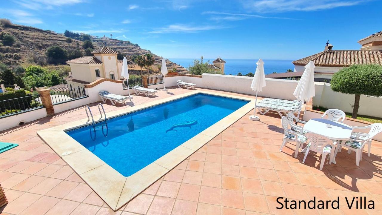 Silhouse Nerja Villas Beach Exterior foto